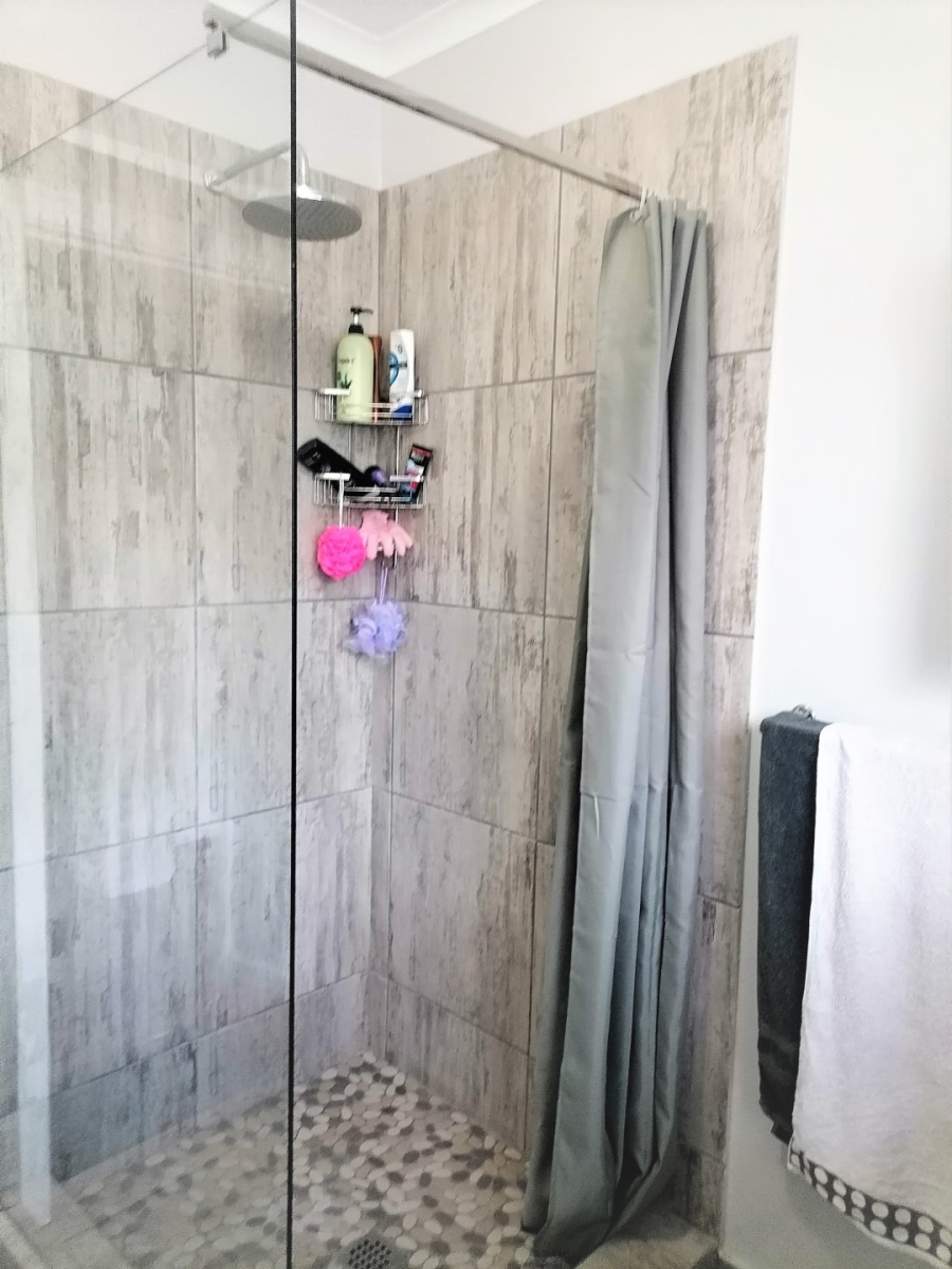 1 Bedroom Property for Sale in Kenilworth Western Cape